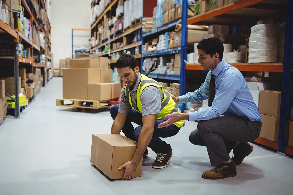 Formation sécurité et santé au travail en entrepôt - Techniques de levage de charges